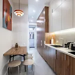 на шпитальній 20 Apartamento *