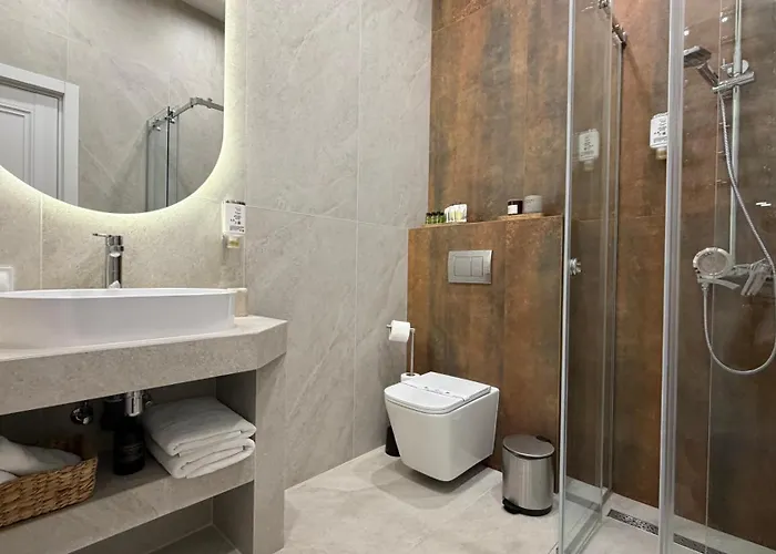 на шпитальній 20