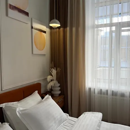 на шпитальній 20 Lägenhet *